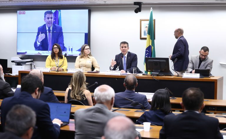 Anvisa reprova 65% dos suplementos alimentares avaliados em 2025 por baixa qualidade