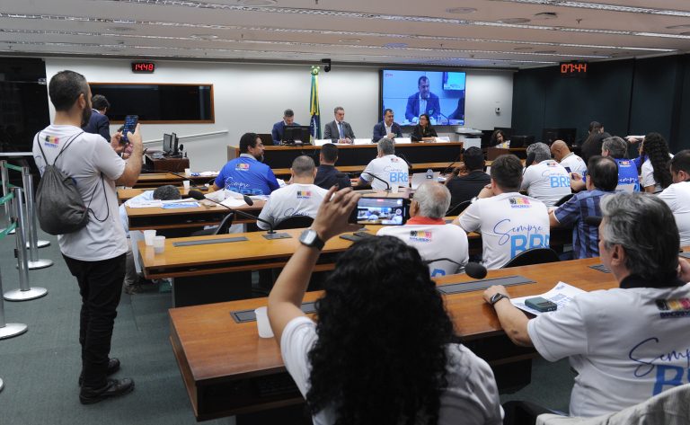 Bancários alertaram sobre riscos no Banco Master antes da compra pelo BRB