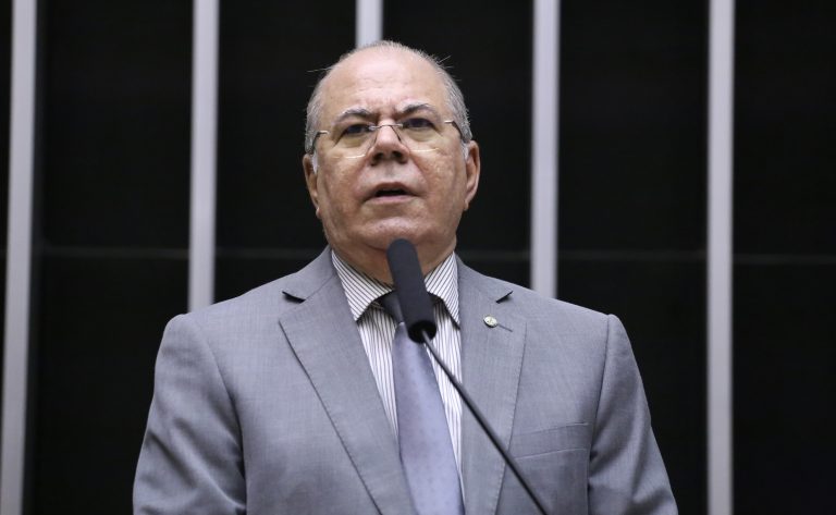 Bancos terão 60 dias para formalizar contratos do Minha Casa, Minha Vida, prevê projeto