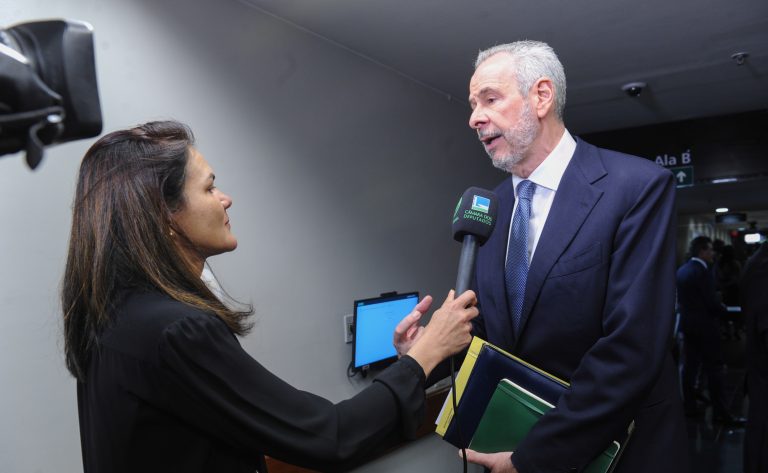 Brasil lidera compromisso global para quadruplicar combustíveis sustentáveis até 2030