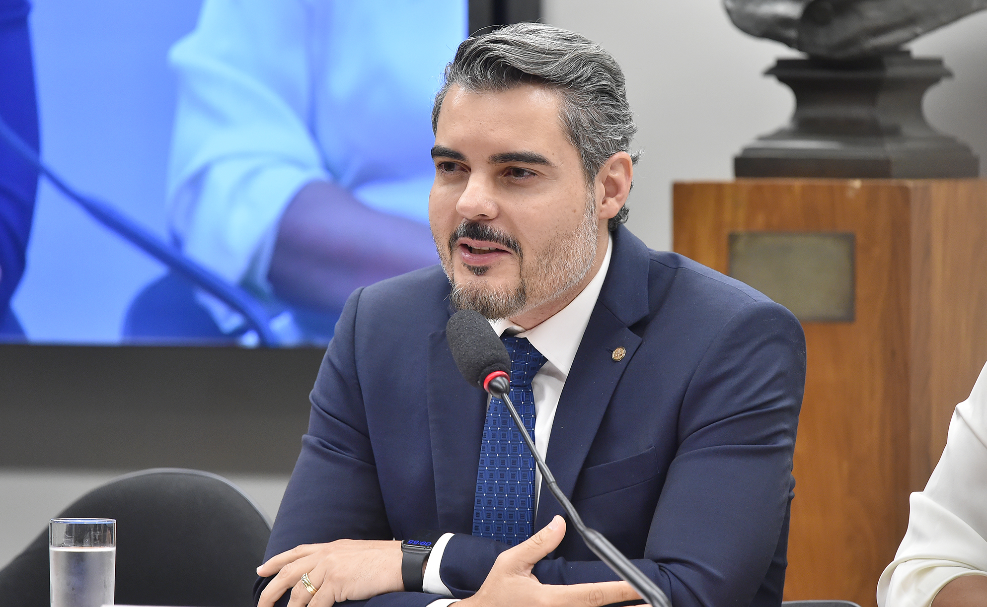 Câmara: Agressor poderá ser obrigado a pagar pensão à vítima de violência doméstica