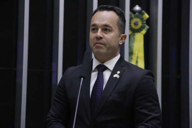 Câmara analisa criação do 'Alerta Prata' para localizar idosos desaparecidos
