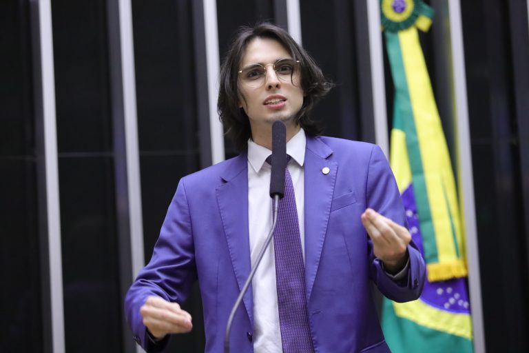 Câmara analisa programa nacional de segurança para motoristas de aplicativo