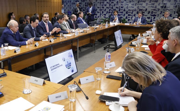 Câmara apresenta proposta de reforma administrativa com 4 eixos estratégicos
