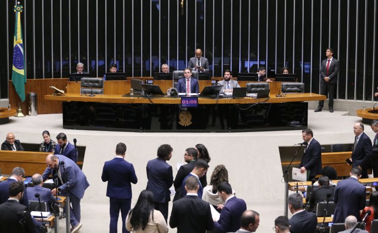 Câmara aprova adesão do Brasil a acordo da OMC sobre aeronaves civis