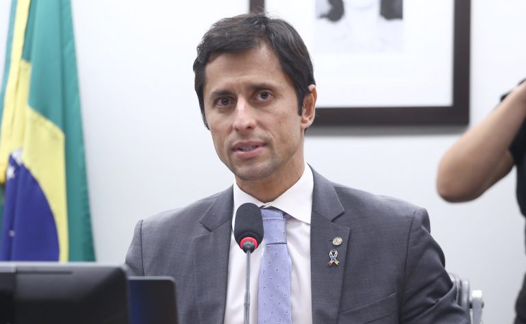 Câmara aprova direito ao teletrabalho para pessoas com deficiência em cargos compatíveis