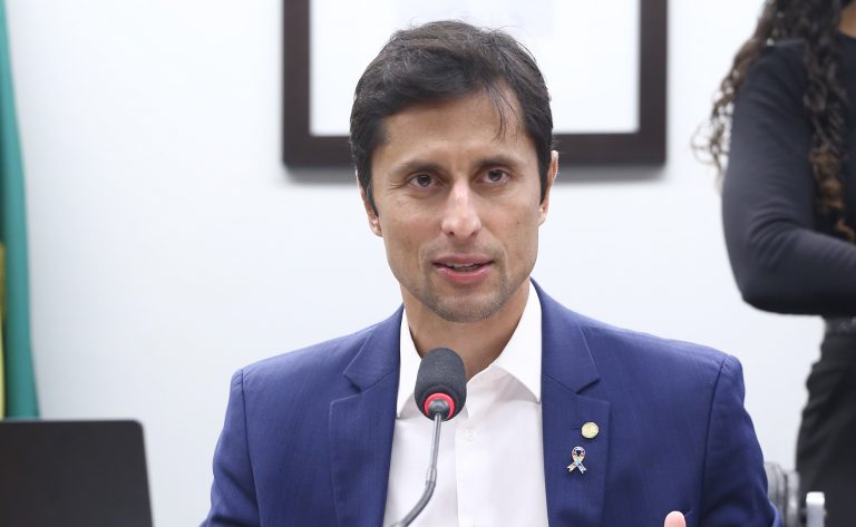 Câmara aprova isenção total do Imposto de Renda para pessoas com deficiência