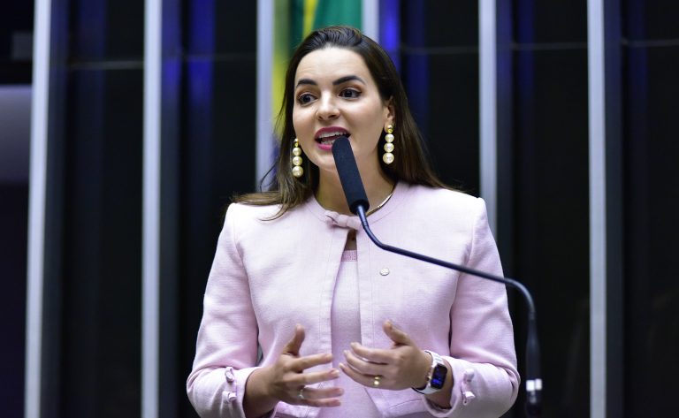Câmara aprova programa nacional contra dengue, zika e chikungunya com orçamento específico
