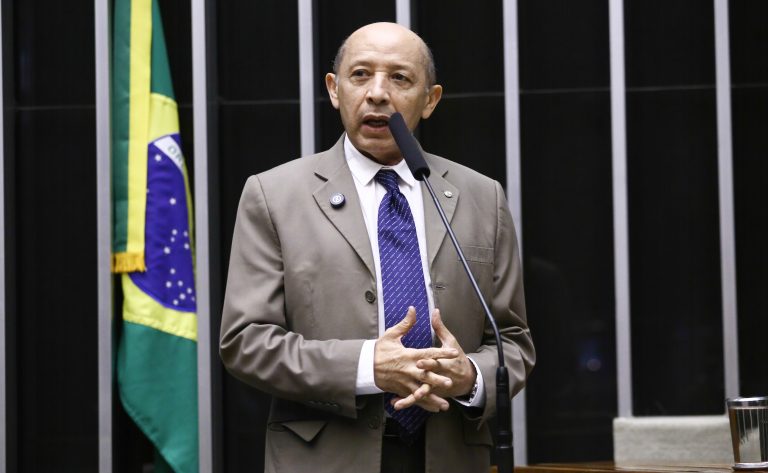 Câmara aprova projeto que endurece punição para empregadores após interdição de locais de trabalho