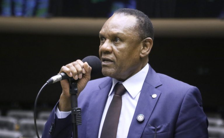 Câmara aprova projeto que exige data de validade legível em embalagens de medicamentos