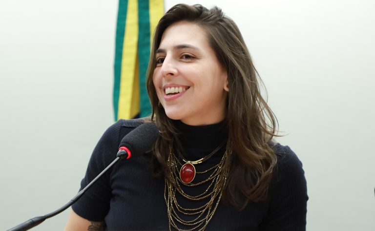 Câmara aprova projeto que obriga criação de áreas exclusivas para transporte escolar próximo a escolas