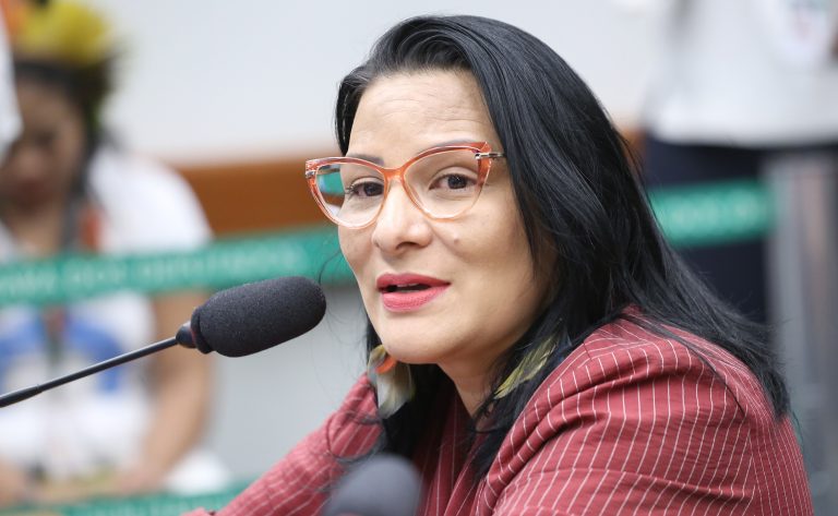 Câmara aprova reforço no sigilo de dados de mulheres vítimas de violência doméstica