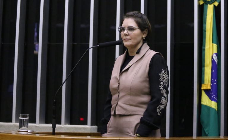 Câmara aprova tipificação do assédio sexual no Código Penal Militar com medidas protetivas