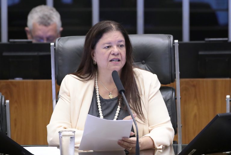 Câmara aprova transferência de recursos de loterias para Comitê Brasileiro de Clubes
