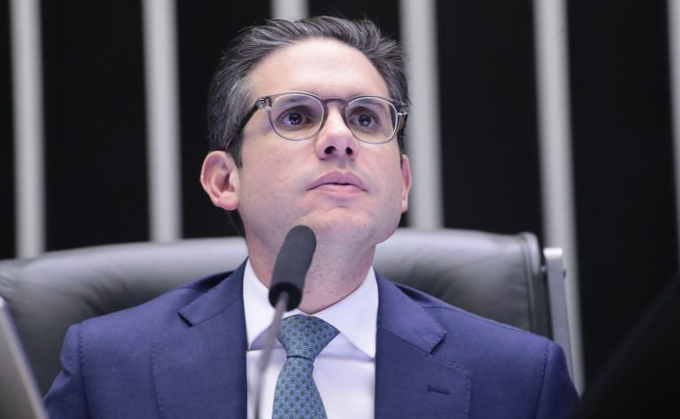 Câmara avança com PEC da Segurança Pública: Motta cria comissão especial para análise