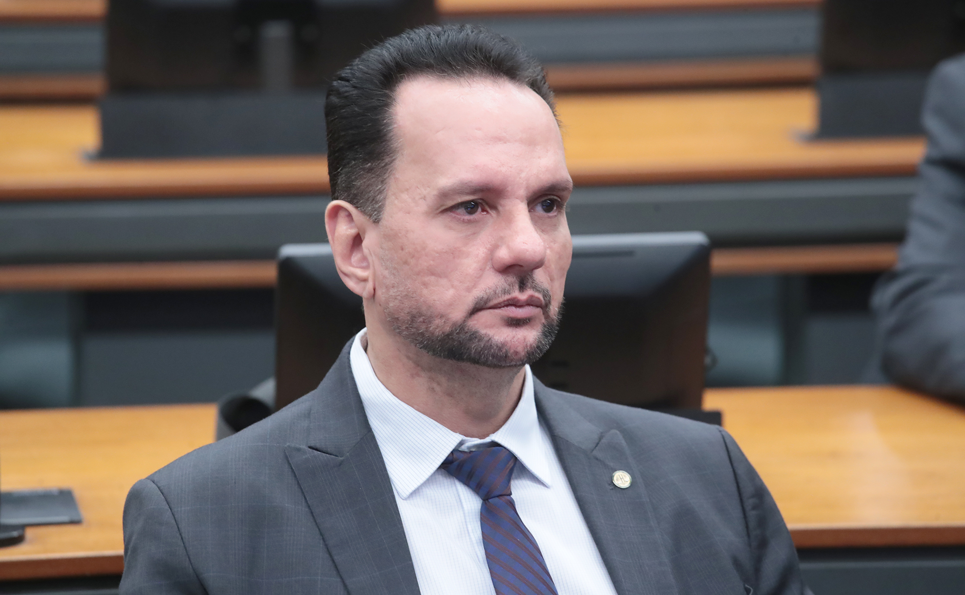 Câmara: Comissão aprova documentos oficiais em formato digital