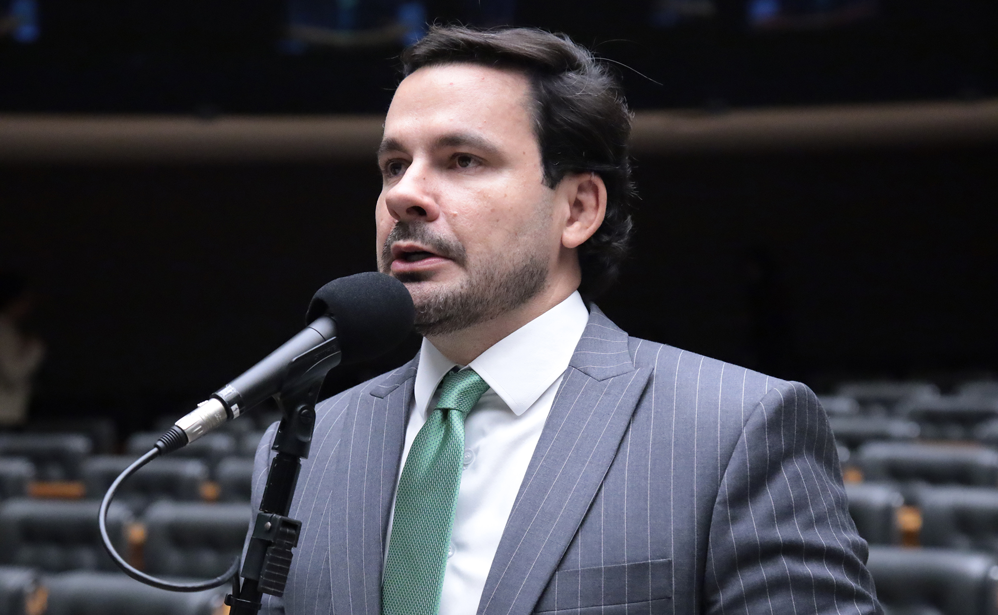 Câmara: Comissão aprova fim da taxa de fiscalização sobre celulares