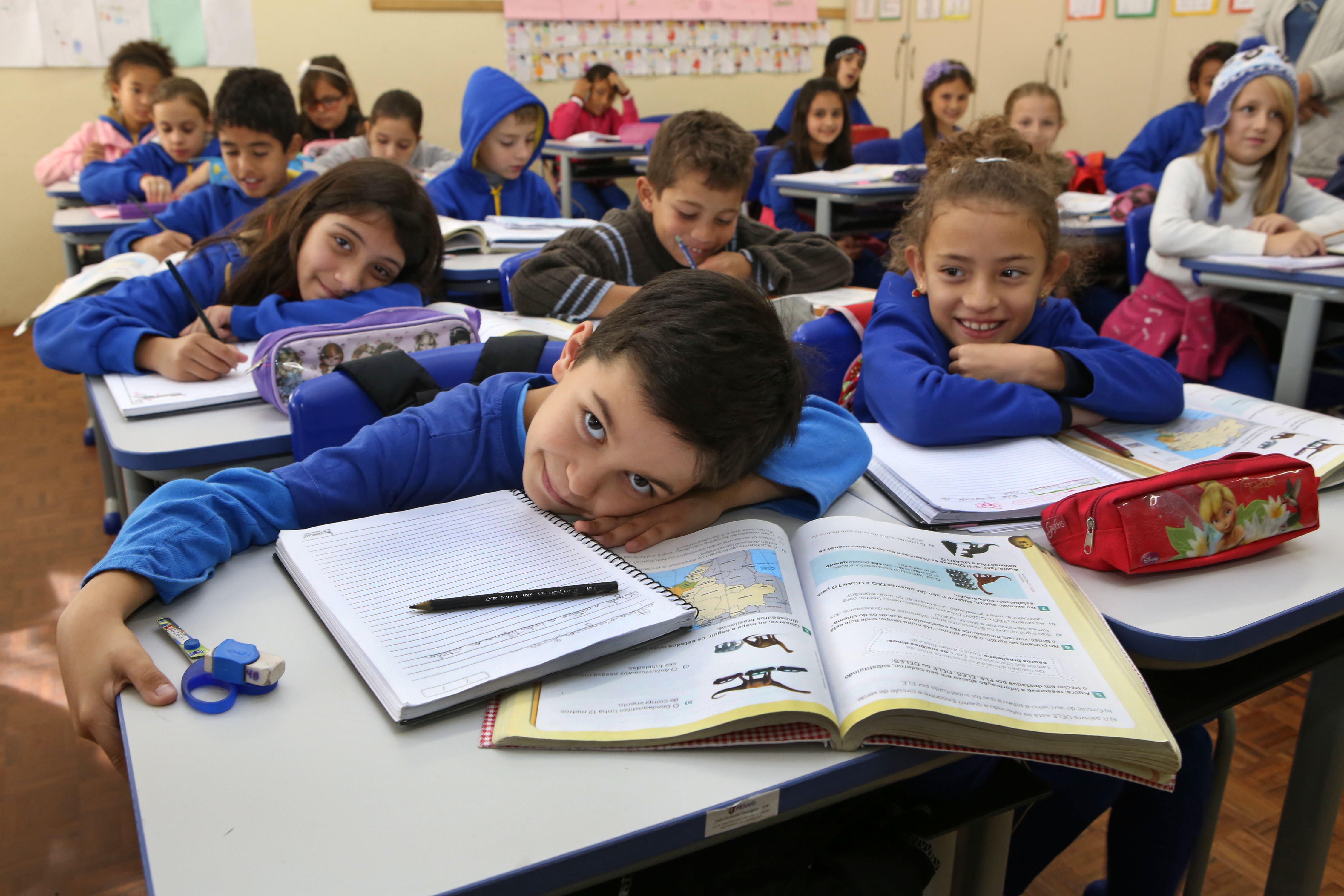Câmara: Comissão aprova flexibilização de uniforme para alunos com autismo