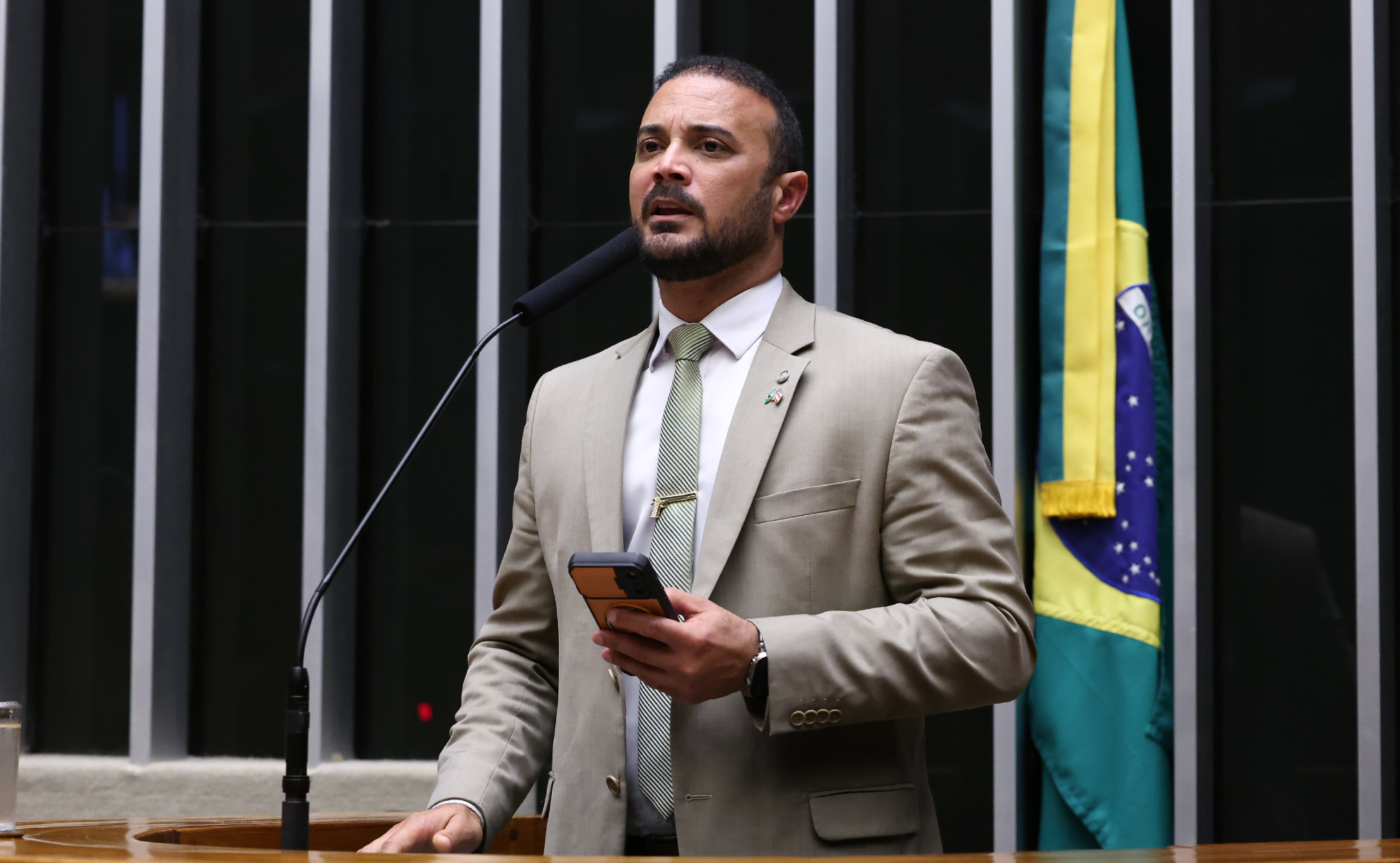 Câmara: Comissão aprova prisão especial para vigilantes e gestores de segurança privada