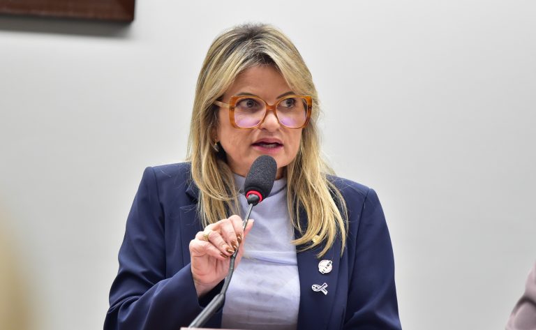 Câmara cria subcomissões específicas para autismo e doenças raras após crescimento da demanda