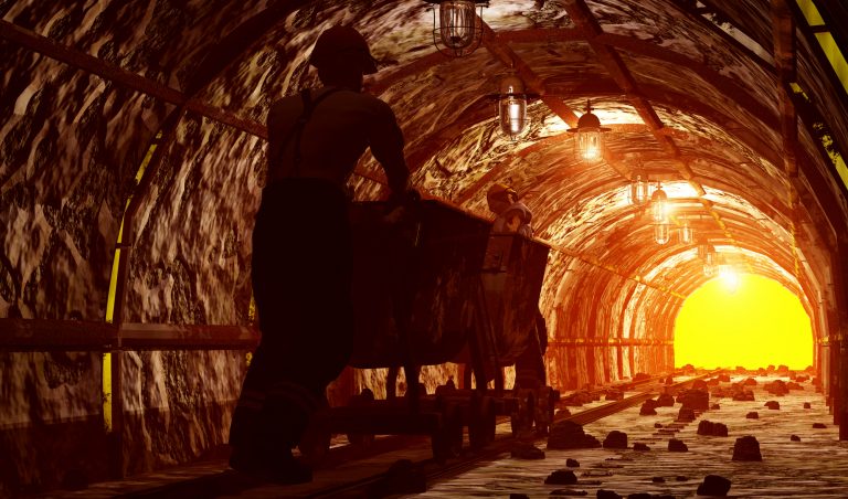 Câmara debate ações dos órgãos públicos na mineração brasileira