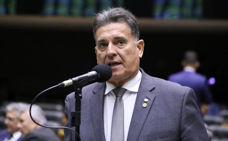 Câmara debate avanço do crime organizado e facções no Brasil