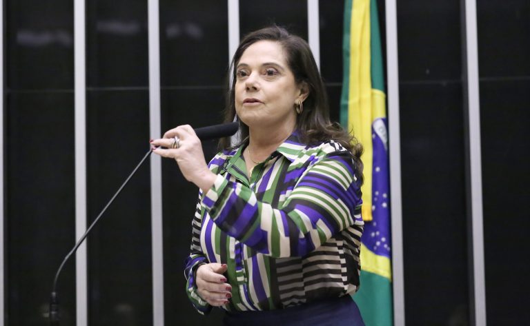 Câmara debate critérios técnicos para laudos de TDAH em audiência pública