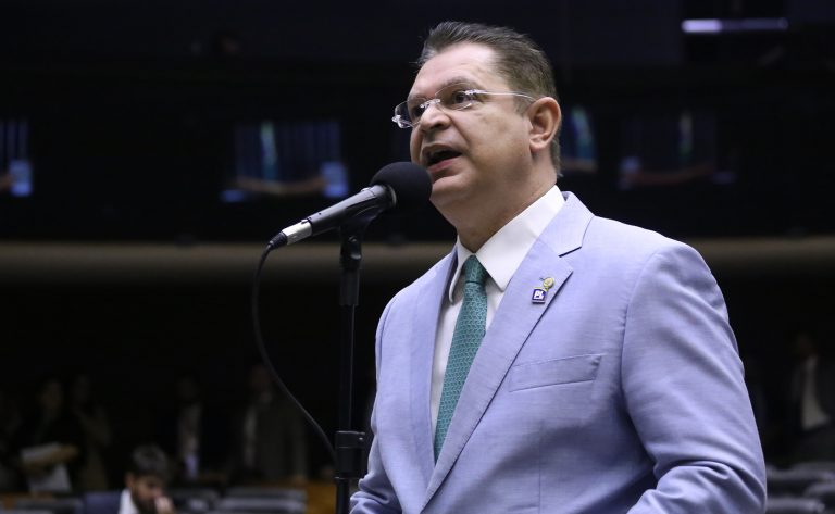 Câmara debate denúncias de interferência da USAID no Brasil com recursos de US$ 44,8 milhões