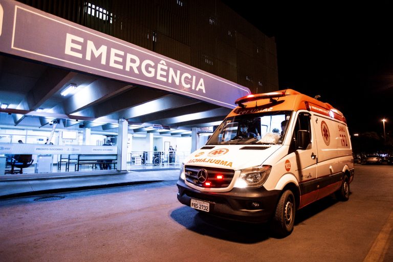 Câmara debate piso salarial nacional para condutores de ambulância
