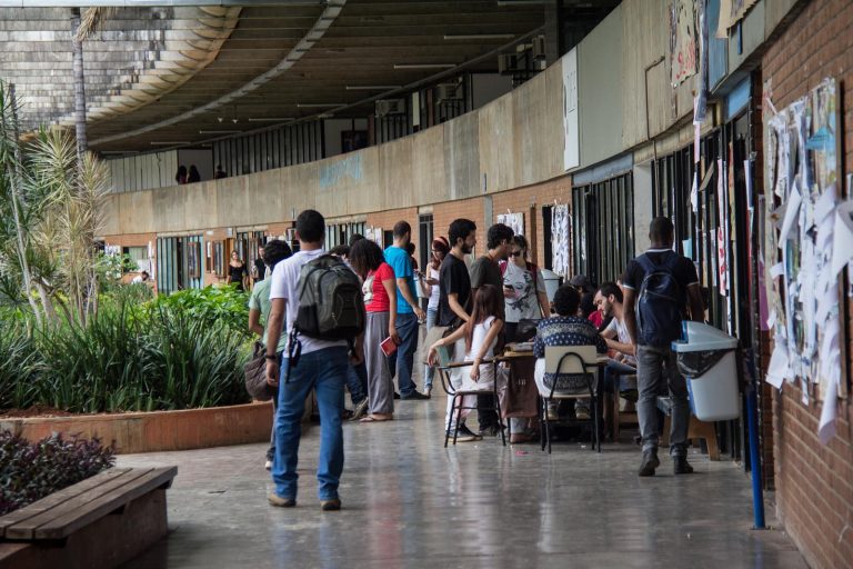 Câmara debate precarização da segurança em universidades federais