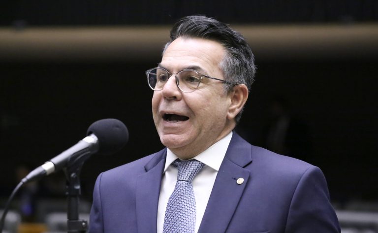 Câmara debate soluções para trânsito no Morro dos Cavalos na BR-101