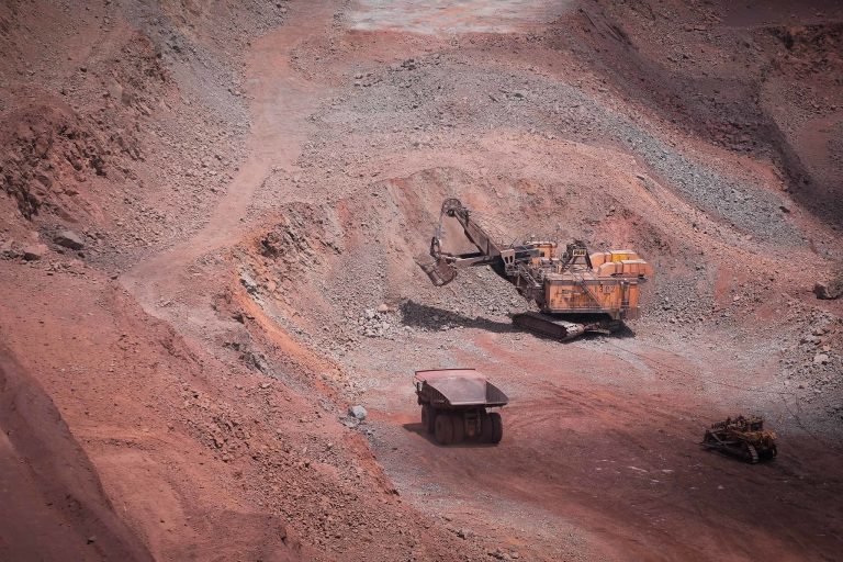Câmara debate transparência e alternativas econômicas na compensação mineral