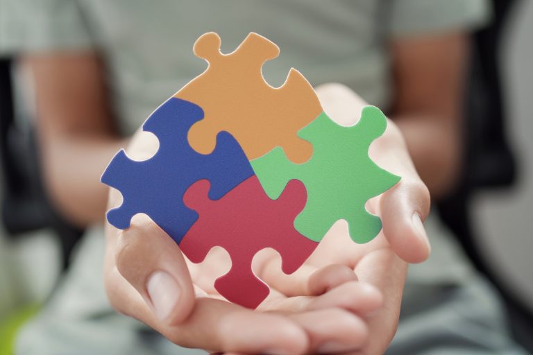 Câmara instala comissão especial para política nacional de autismo nesta terça