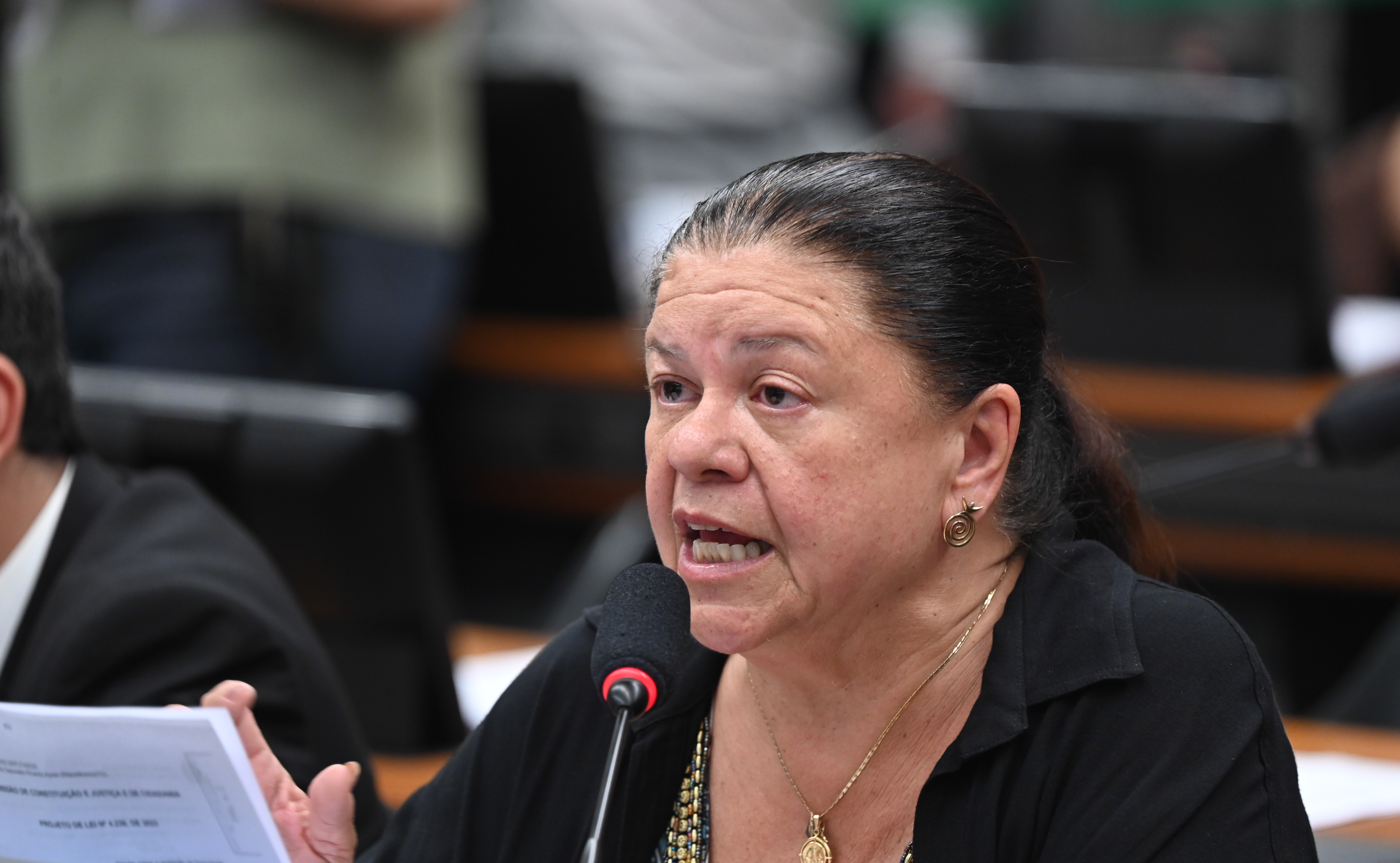 Câmara: mulheres e idosos poderão desembarcar fora do ponto de ônibus à noite