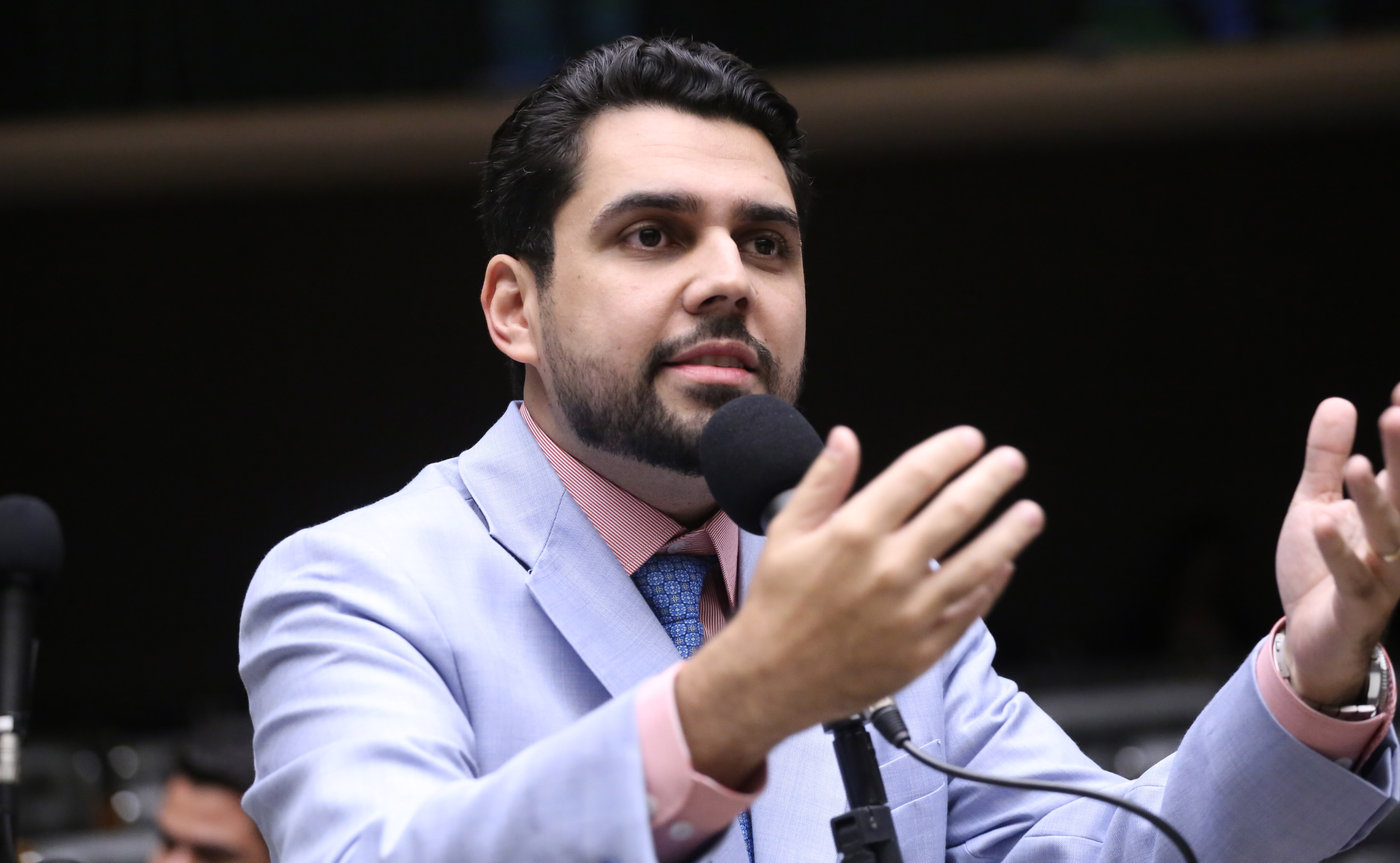 Câmara: Projeto cria incentivo a psicólogo que atende gratuitamente profissional essencial