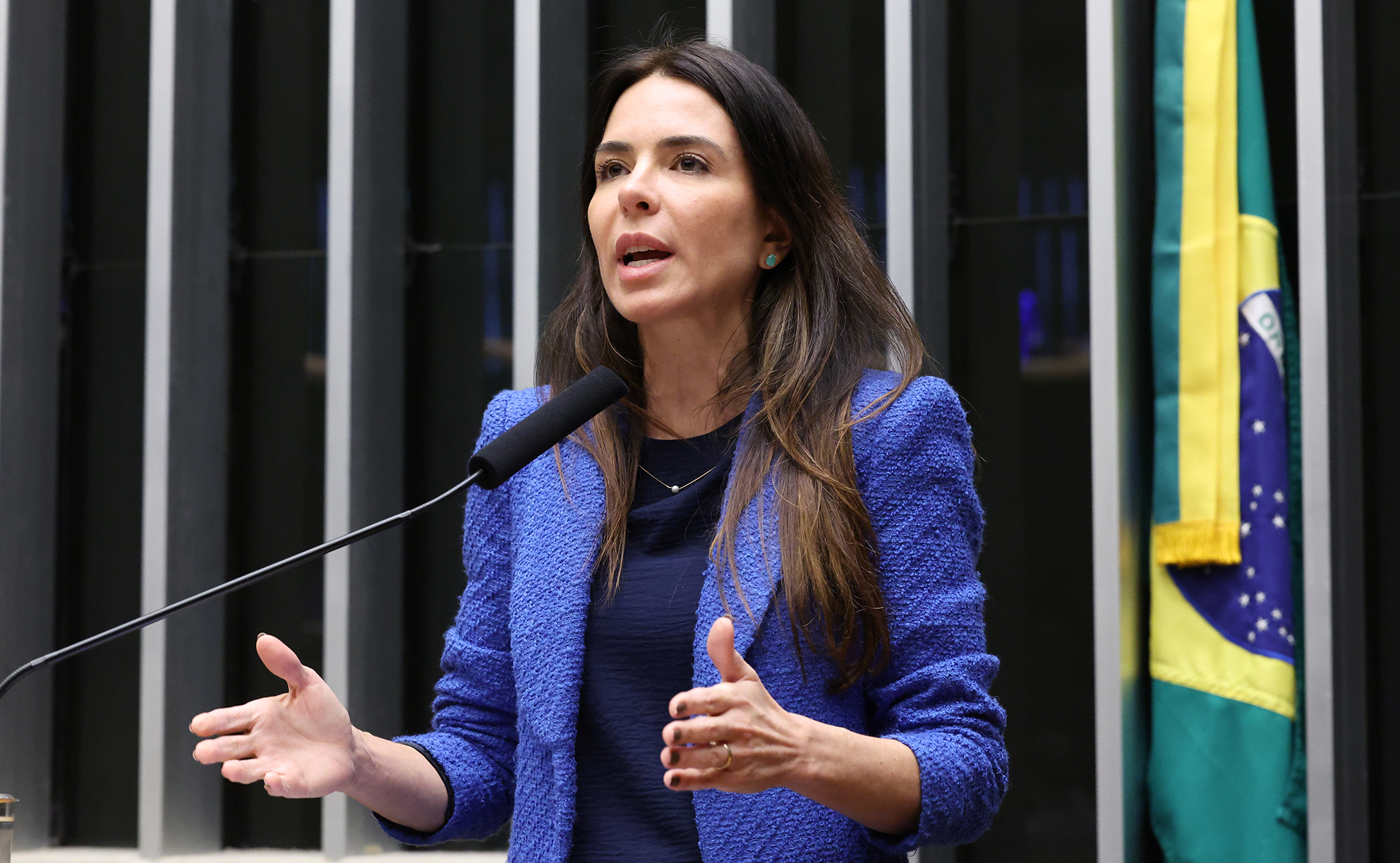 Câmara: Projeto torna facultativo ajuste escolar para Copa Feminina 2027