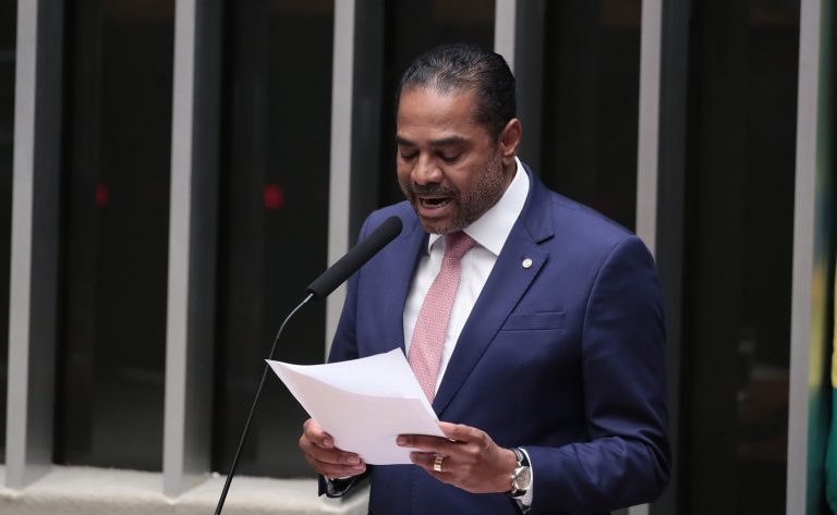 Câmara suspende norma que flexibilizou importação de cacau da Costa do Marfim