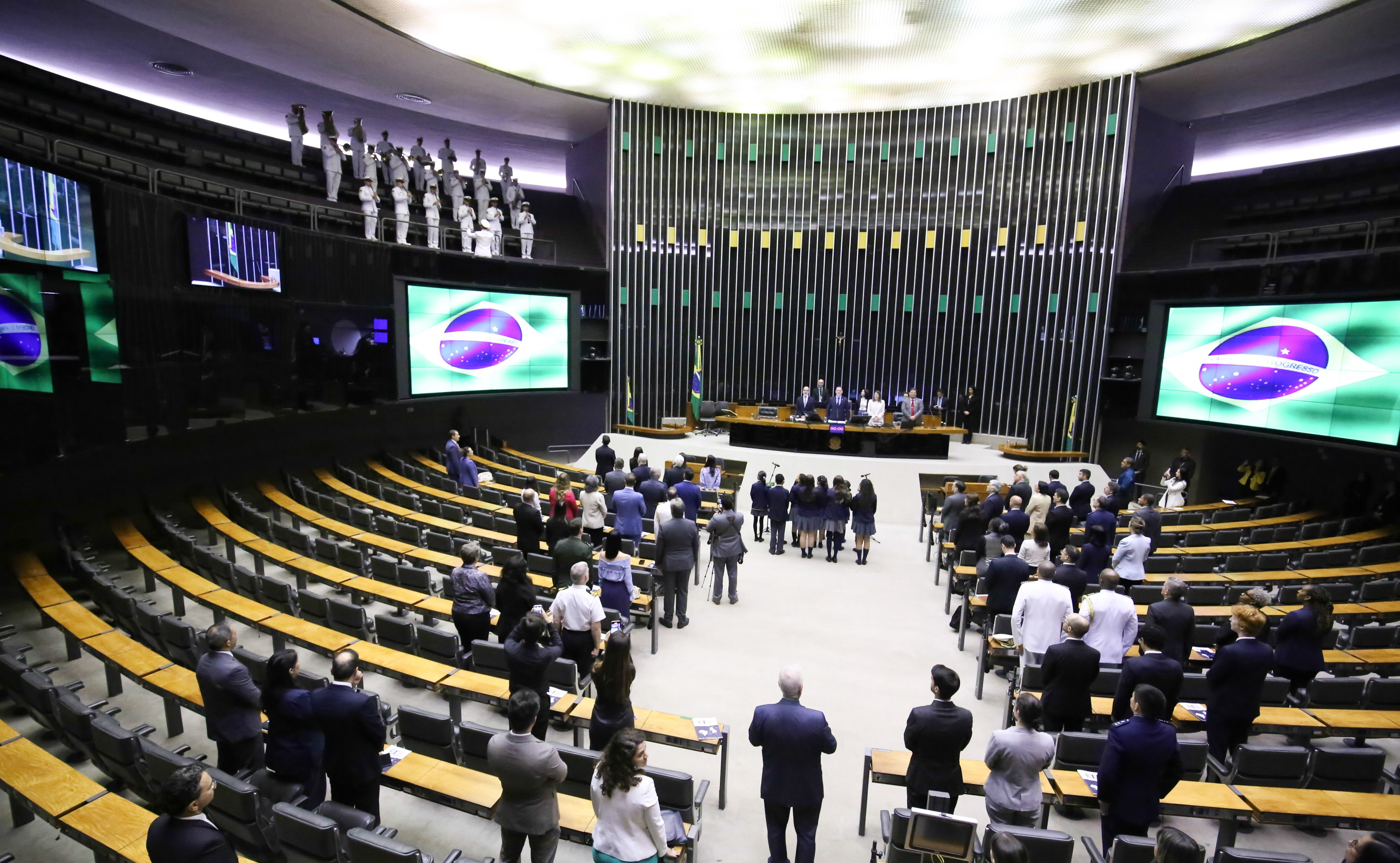 Câmara vota hoje projeto para regularizar participação do Brasil em feiras mundiais