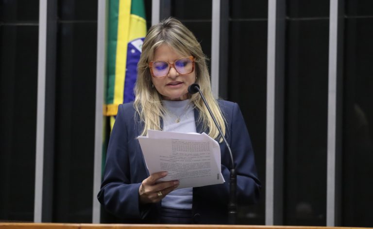 Câmara vota hoje projeto que cria Estatuto do Aprendiz para jovens de 14 a 24 anos