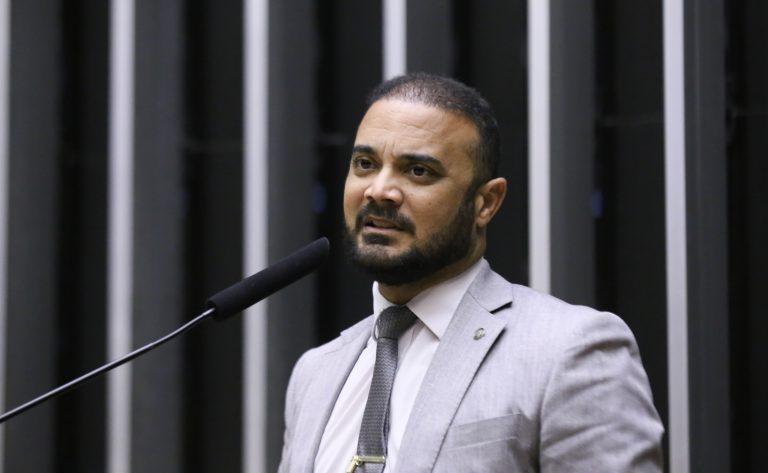 Capitão Alden defende isenção de IR até R$ 10 mil com combate à corrupção