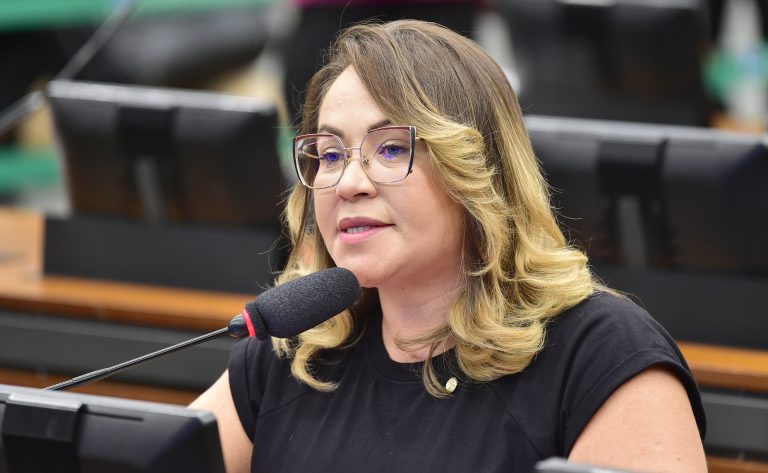CCJ aprova criação da Fundação Anna Nery para desenvolvimento da enfermagem brasileira