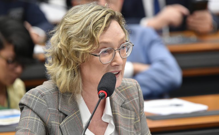 CCJ aprova dedução de gastos contra trabalho infantil das dívidas estaduais