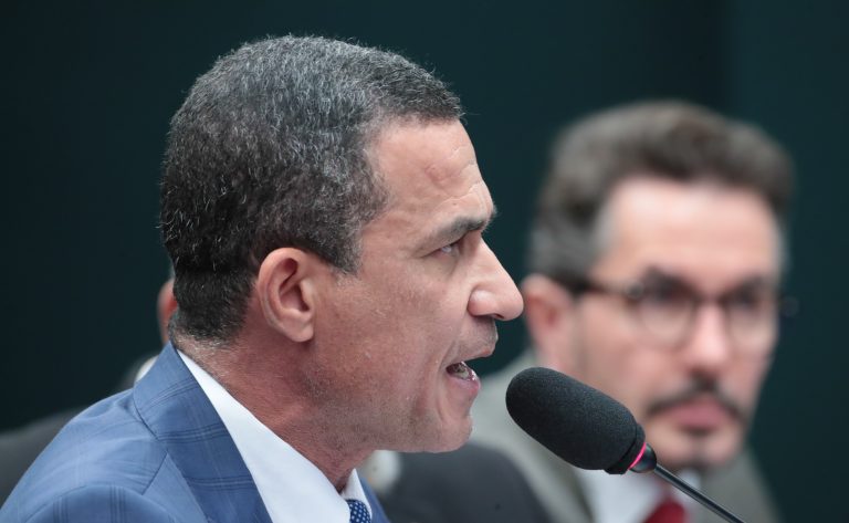 CCJ aprova PEC que reduz maioridade penal de 18 para 16 anos