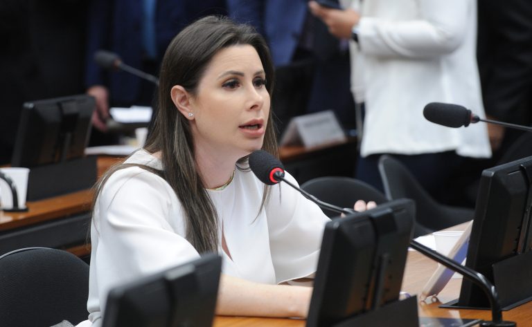 CCJ aprova política nacional de incentivo à motorização elétrica agrícola