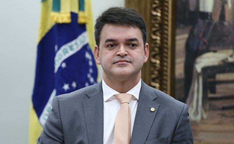 CCJ aprova prioridade para processos de crimes contra crianças e adolescentes