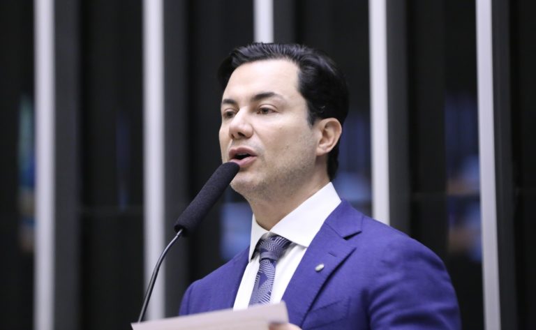 CCJ aprova projeto que cria proteção e segurança para cães policiais e de resgate