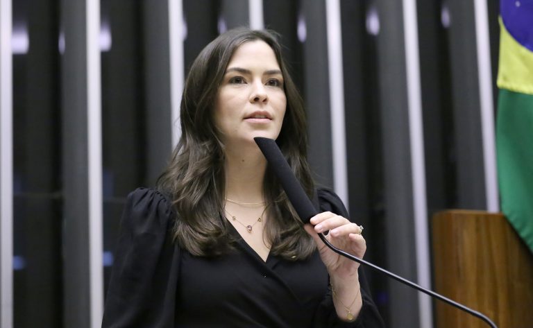 CCJ aprova regras rígidas para implantes cirúrgicos no Brasil