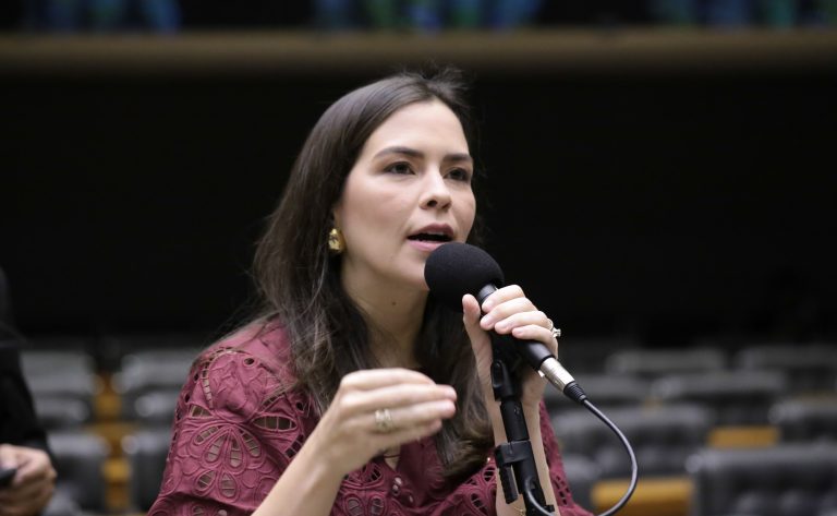 CCJ aprova sistema nacional de dados sobre infância e adolescência