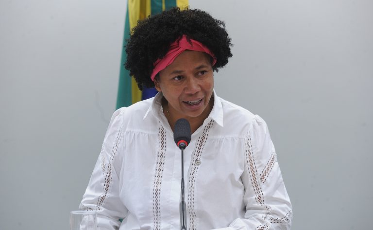 Comissão aprova BPC vitalício para deficiência permanente e auxílio a herdeiros