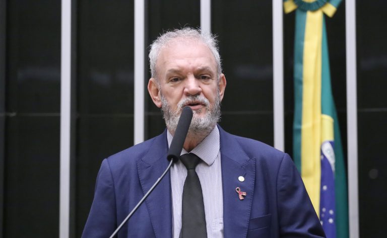 Comissão aprova capacitação para merenda escolar adaptada a restrições alimentares